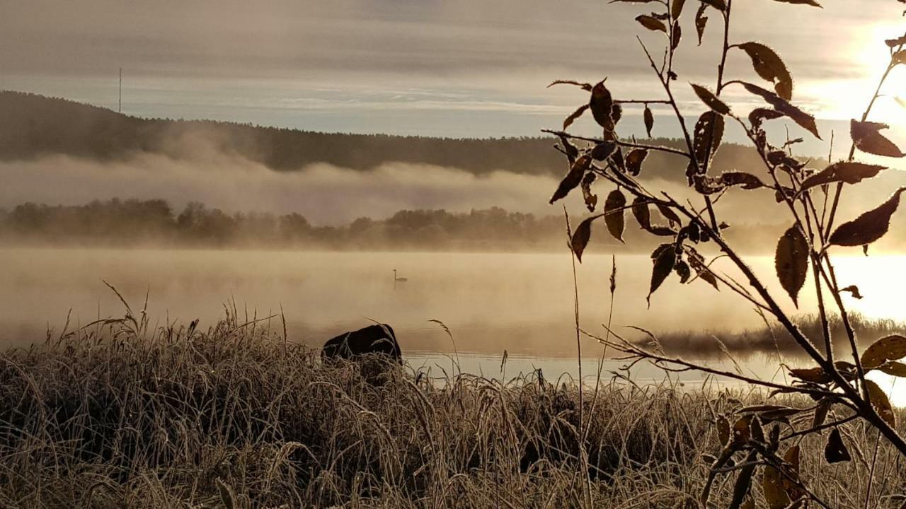 Готель The Friendly Moose Overtornea Екстер'єр фото